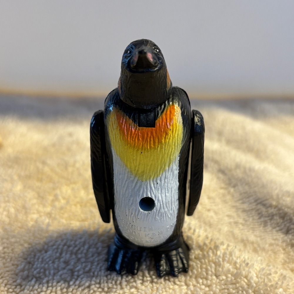 Penguin‎ Toy 2001 Toy Collectible